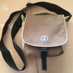 Crumpler Four Million Dollar Home Camera Bag Brown